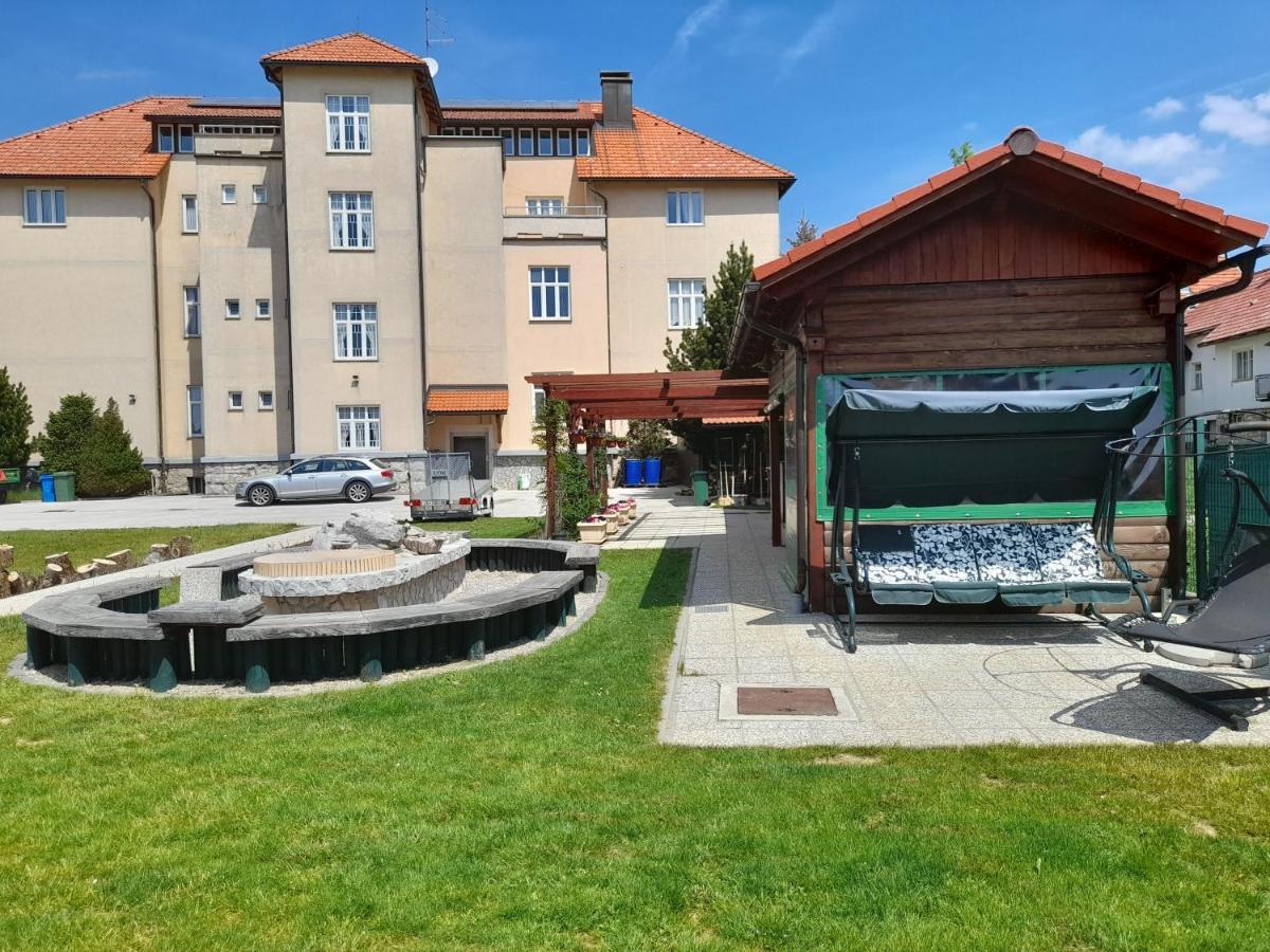 Apartments And Rooms Kod Eli Ravna Gora Extérieur photo